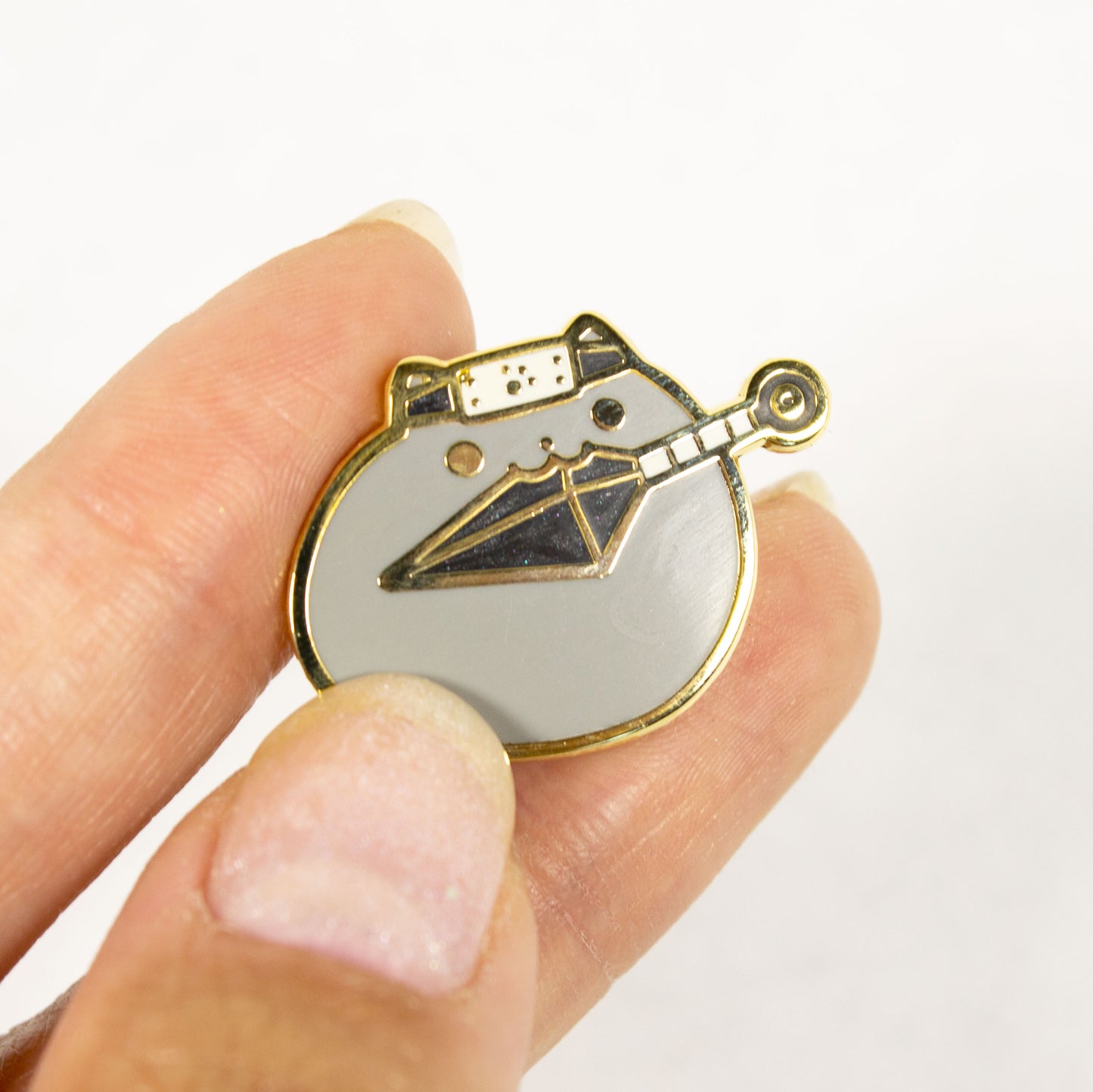 Kunai Neko Stabbie Enamel Pin